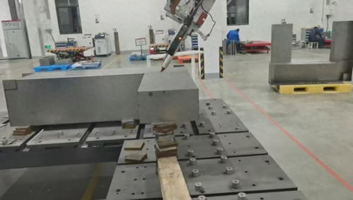 智能焊接技術(shù)在機(jī)械設(shè)備制造中的應(yīng)用與前景